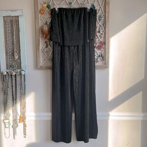 Sleeveless Shimmer | Black & Gold | Jumptsuit | Size XL